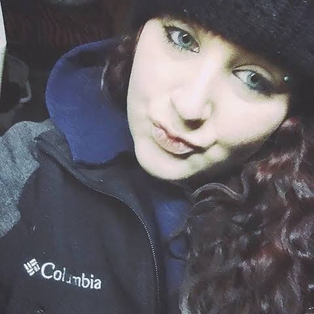 Meet your Posher, Tiara